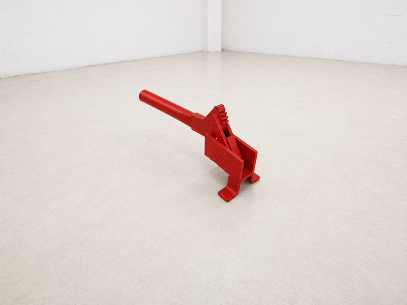 Esticador para tensor de forma em acabamento vermelho